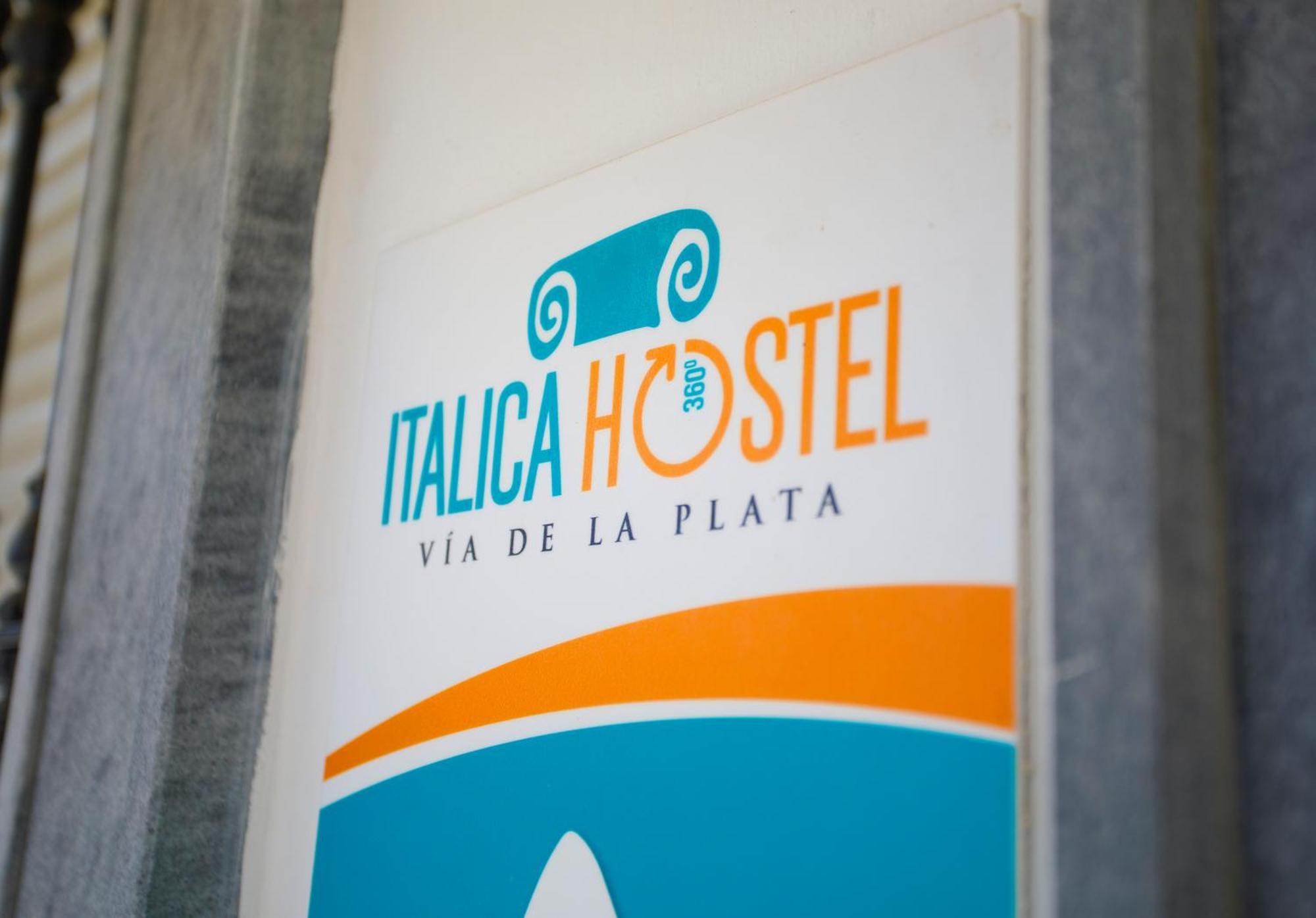 Italica Hostel Santiponce Εξωτερικό φωτογραφία