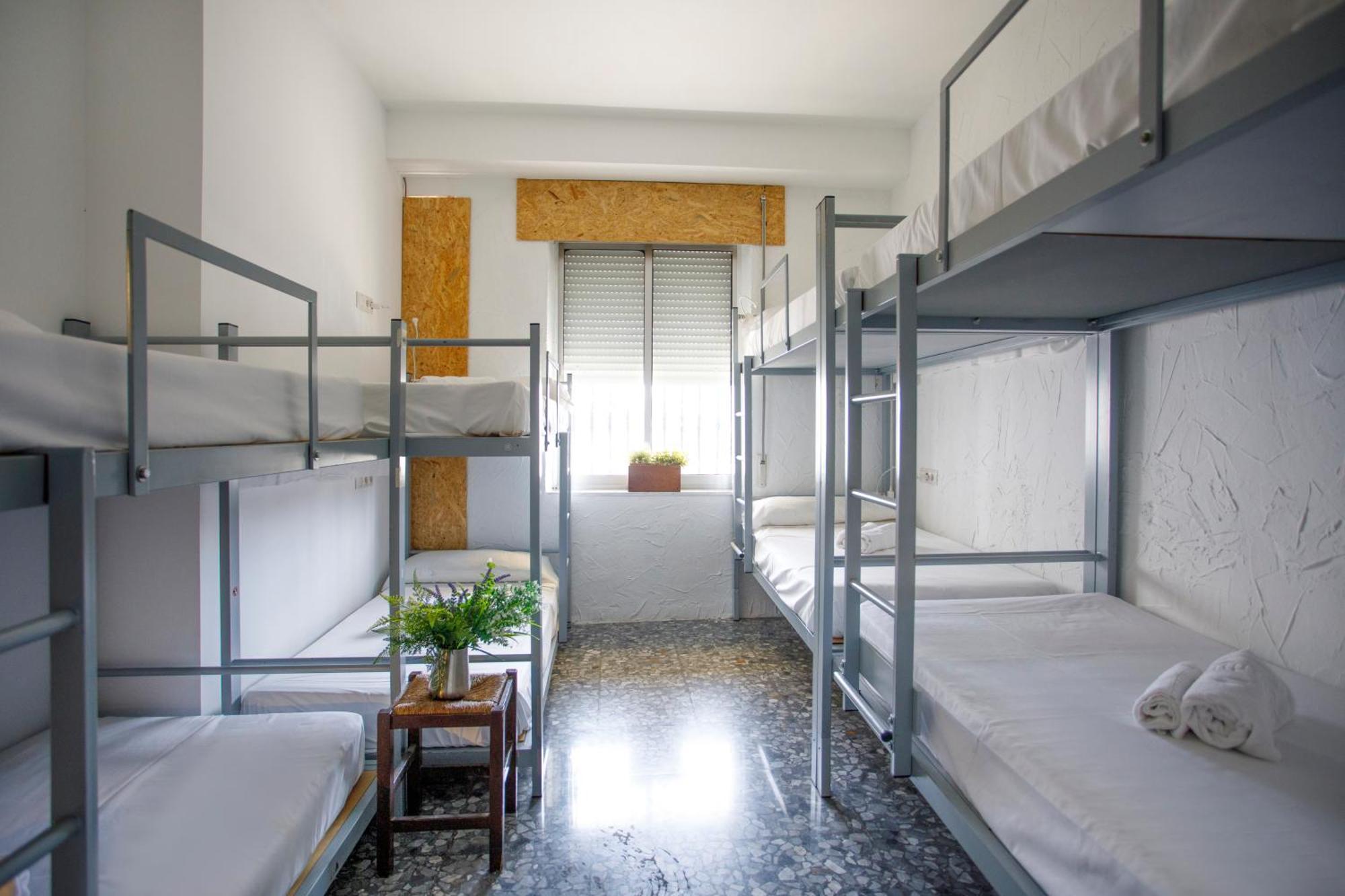 Italica Hostel Santiponce Εξωτερικό φωτογραφία