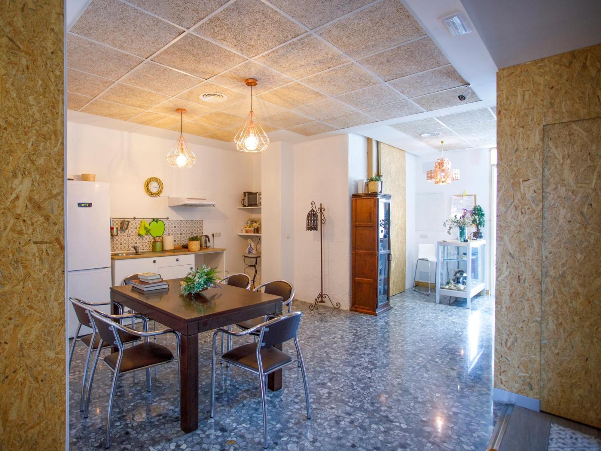 Italica Hostel Santiponce Εξωτερικό φωτογραφία